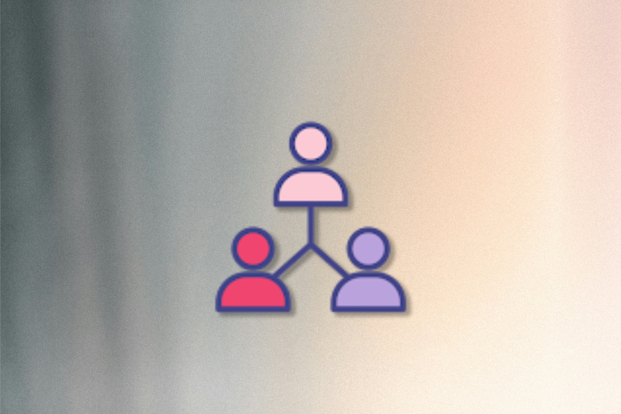 Ícone de três pessoas conectadas, representando uma equipe ou grupo, com fundo degradê cinza a rosa.