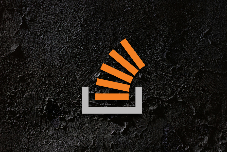 Logotipo estilizado de cor laranja sobre fundo texturizado preto que lembra uma superfície rochosa ou um muro descascado.